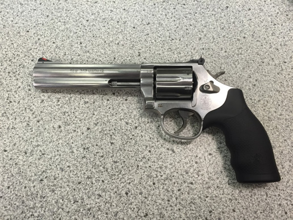 SMITH & WESSON - 686-6'' WO .357Magnum